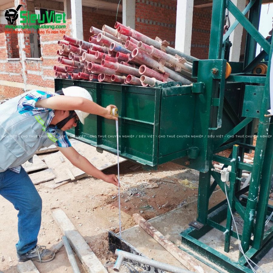 Vận thăng nâng hàng 500kg VTSV500