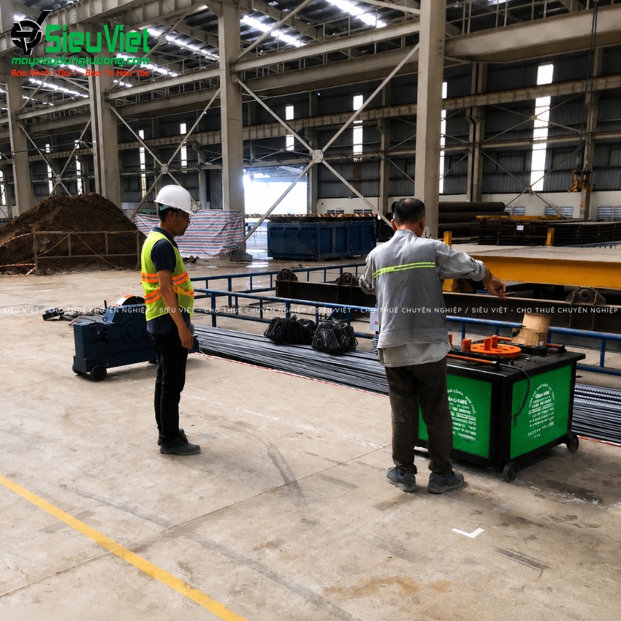 Siêu Việt bàn giao máy uốn sắt GW45 tận công trình cho khách khi sửa xong