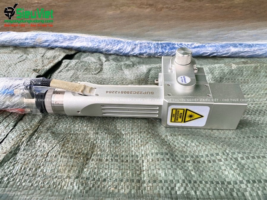 Máy laser tẩy gỉ sắt