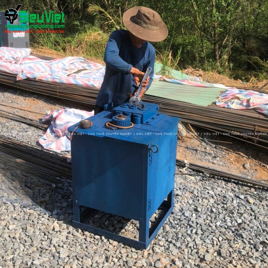 Máy uốn đai tròn