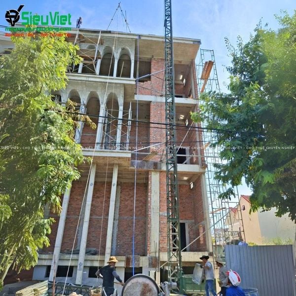 máy xây dựng cho thuê