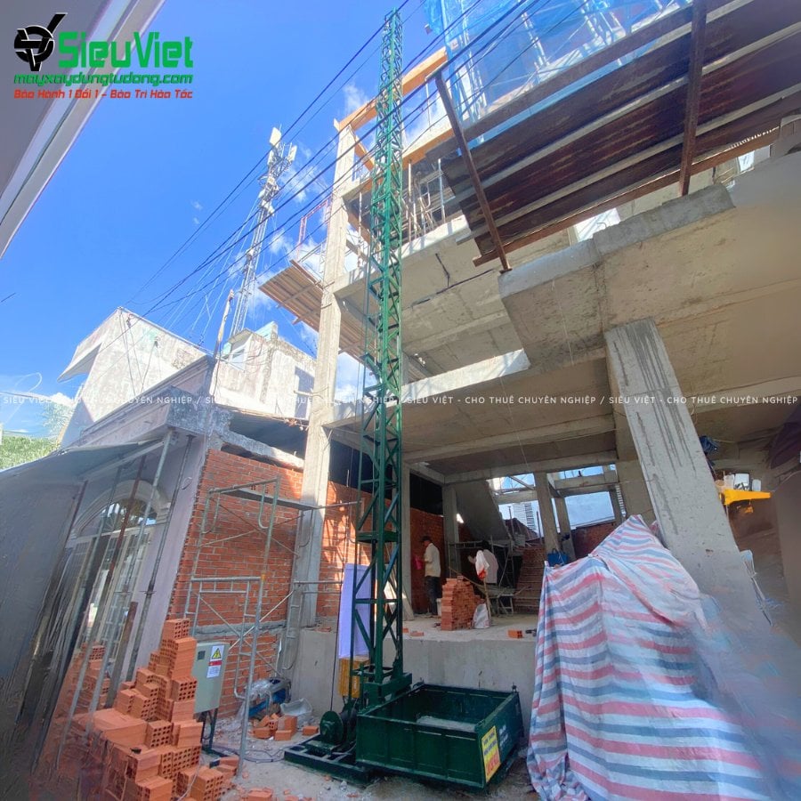 vận thăng nâng hàng 300kg