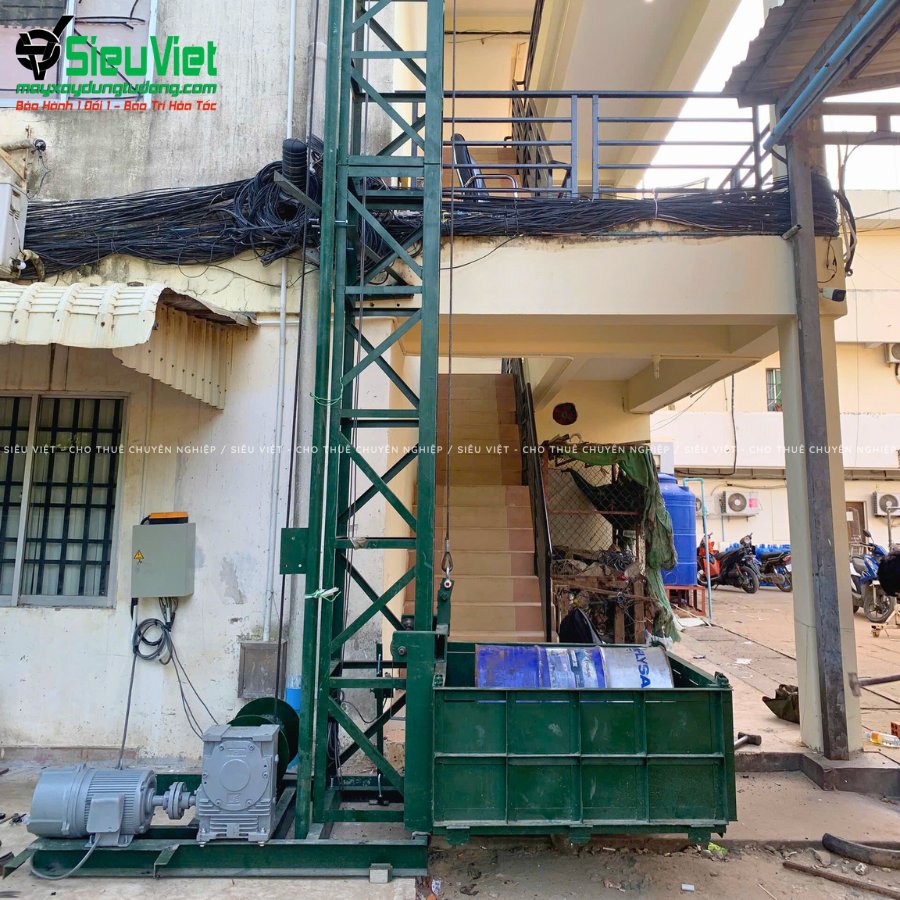 Cho thuê vận thăng nâng hàng 500kg VTSV500