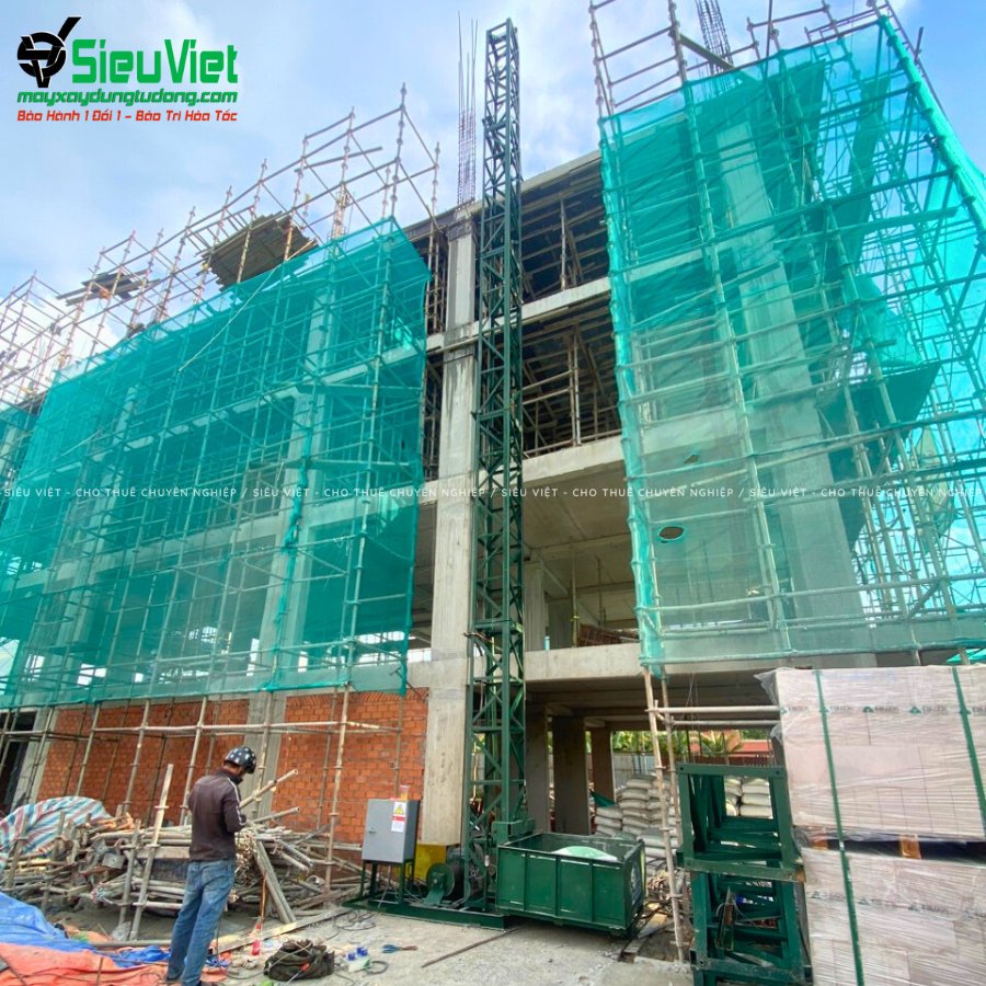 Cho thuê vận thăng nâng hàng 500kg VTSV500