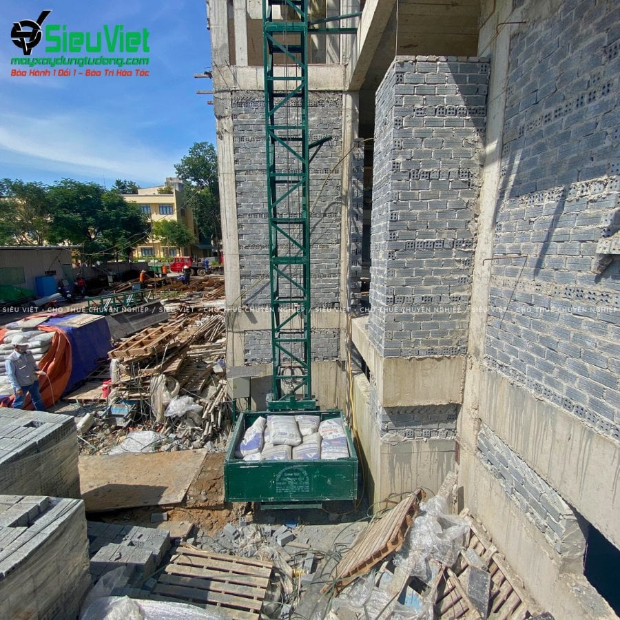 Vận thăng nâng hàng 500kg VTSV500