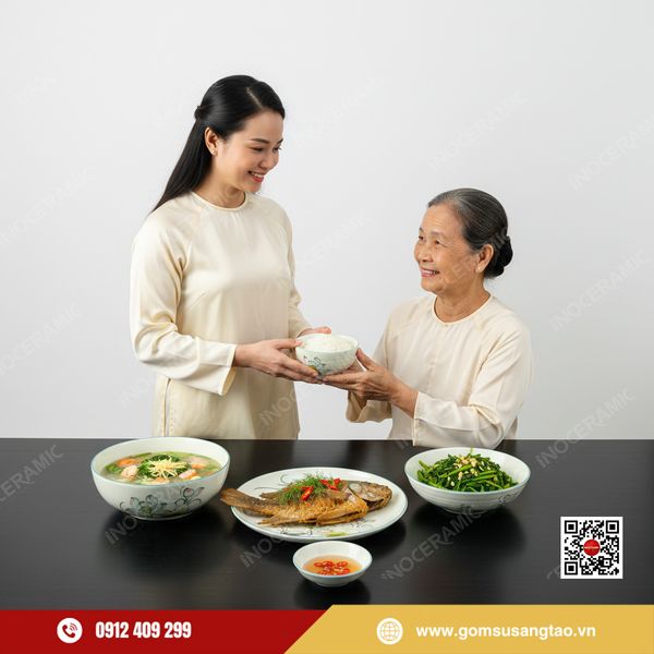 Bộ bát chén hoa sen xanh Bát Tràng – quà Tết công đoàn thiết thực, sang trọng