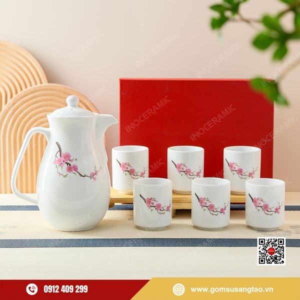 Bộ bình nước gốm sứ Bát Tràng hoa đào hồng làm quà Tết doanh nghiệp