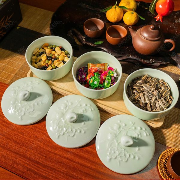 Hũ kẹo mứt gốm sứ Bát Tràng in logo quà tặng