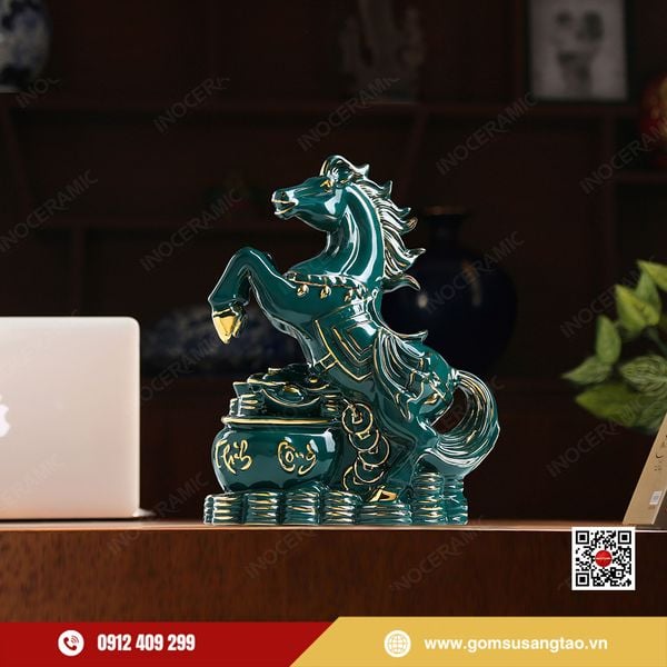 Tượng Ngựa Lục Mã Cát Tường H30 gốm sứ Bát Tràng men lục vẽ vàng cao cấp