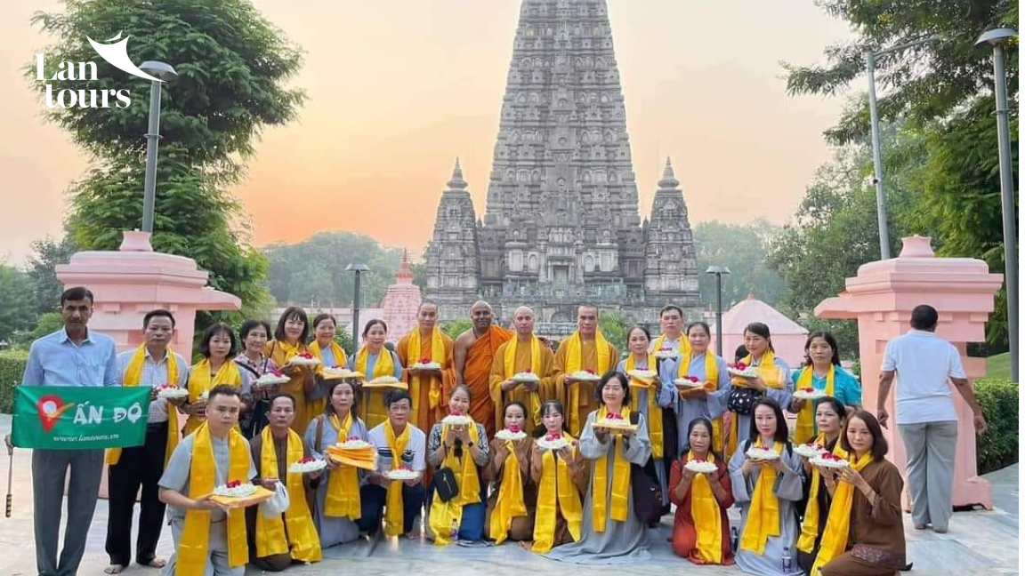 Hành Hương Tứ Động Tâm