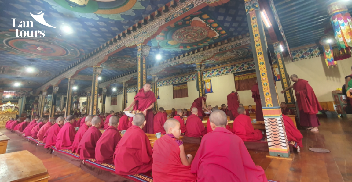 BHUTAN - THAM DỰ LỄ HỘI CẦU NGUYỆN HÒA BÌNH TOÀN CẦU