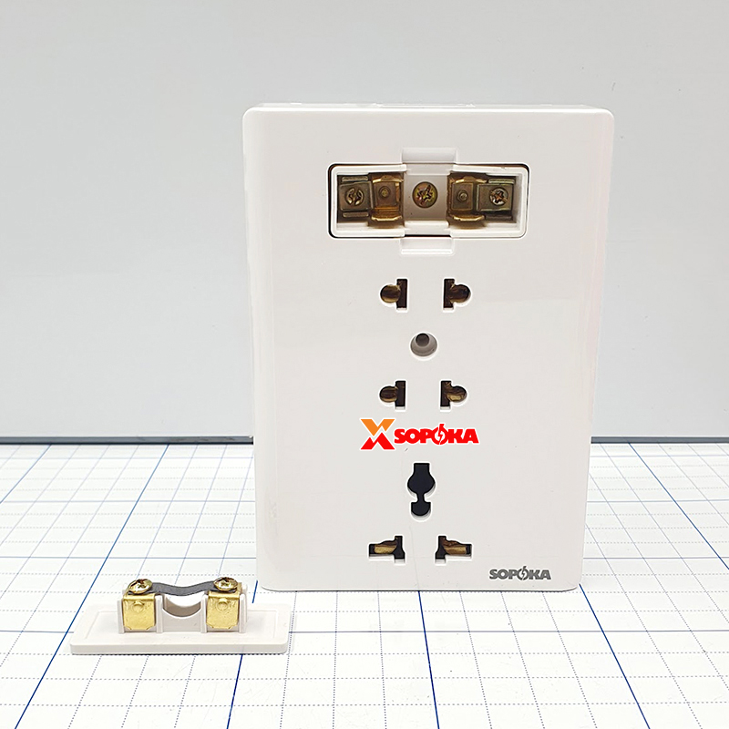 Bảng Điện Lắp Nổi Cao Cấp Dòng E 3 Ổ Cắm E8A SOPOKA