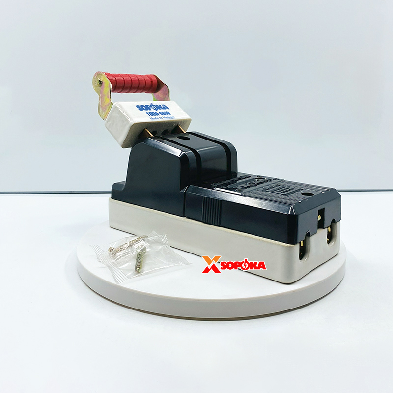 Cầu Dao Đế Sứ 1 Pha 100A 2P 600V Màu Đen D33 SOPOKA