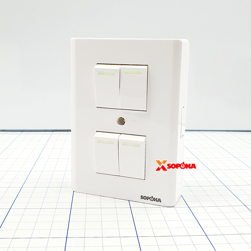 Bảng Điện Lắp Nổi Cao Cấp Dòng E 4 Công Tắc E4S SOPOKA