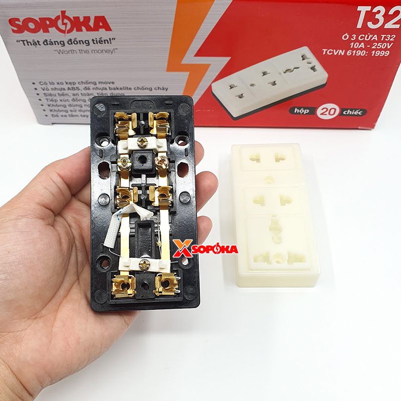 Ổ Cắm Điện SOPOKA 3 Lỗ Gắn Táp Lô T32 Chịu Nhiệt 170°C Chống Va Đập