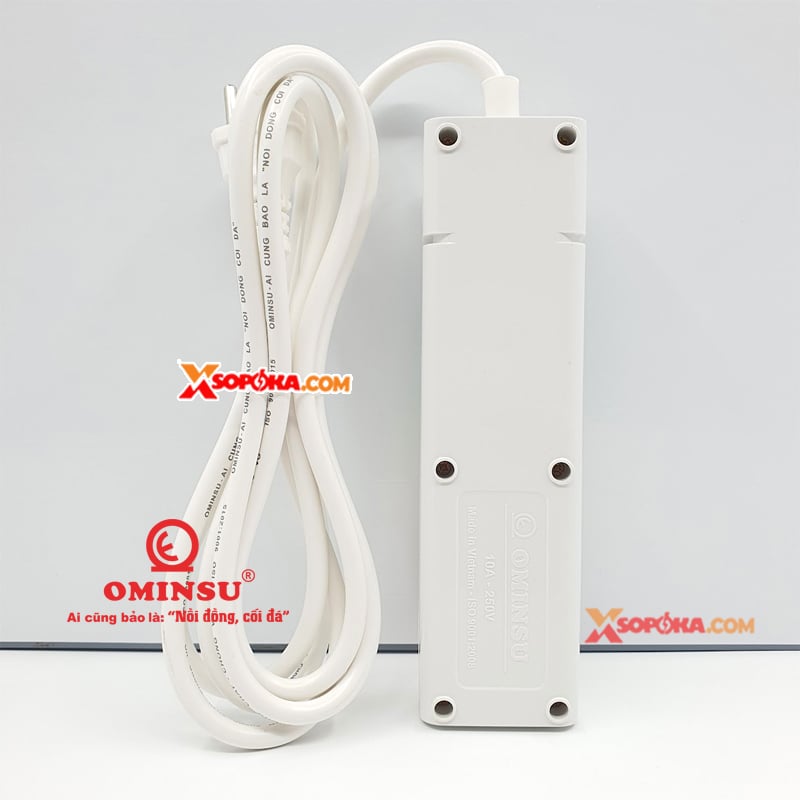 Ổ cắm điện 4 lỗ 2500W OMINSU 4ST có CB reset chống quá tải