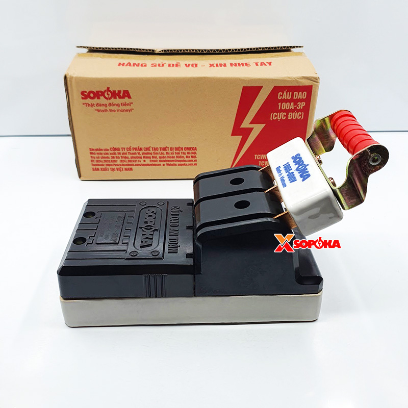 Cầu Dao Đế Sứ 3 Pha 3P 100A 600V Màu Đen D15 SOPOKA