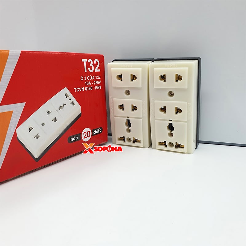 Ổ Cắm Điện SOPOKA 3 Lỗ Gắn Táp Lô T32 Chịu Nhiệt 170°C Chống Va Đập