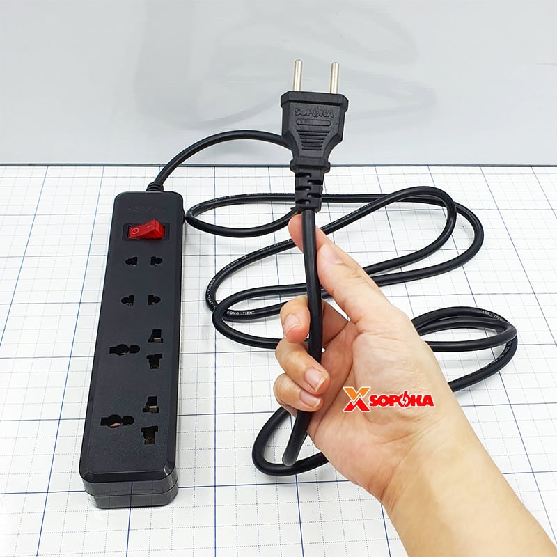 Ổ Cắm Điện 4 Lỗ 2200W Lõi Sứ – SOPOKA 4K | Chống Cháy, Chống “Move”, Công Tắc ON/OFF