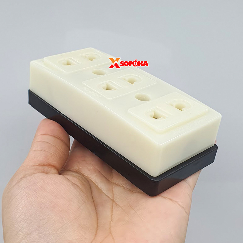 Ổ Cắm Điện Gắn Táp Lô 3 Lỗ T31 SOPOKA 2200W