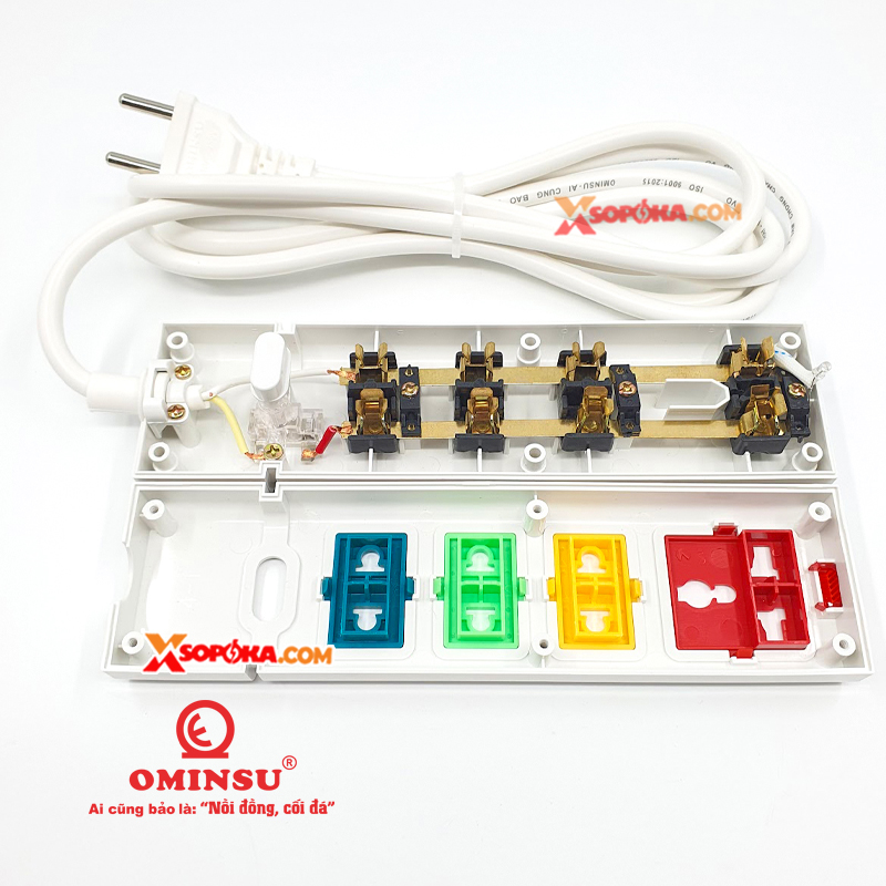 Ổ cắm điện 4 lỗ 2500W OMINSU 4ST có CB reset chống quá tải