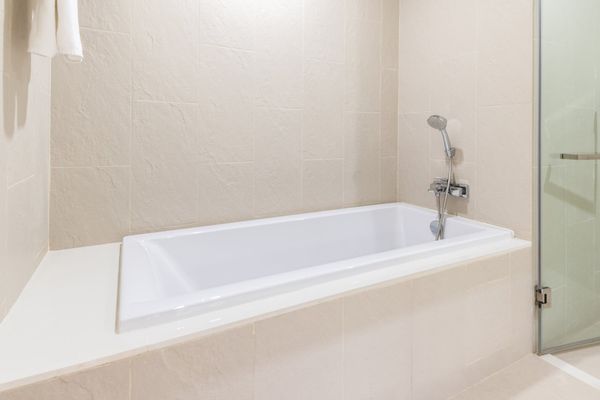 Bồn tắm xây