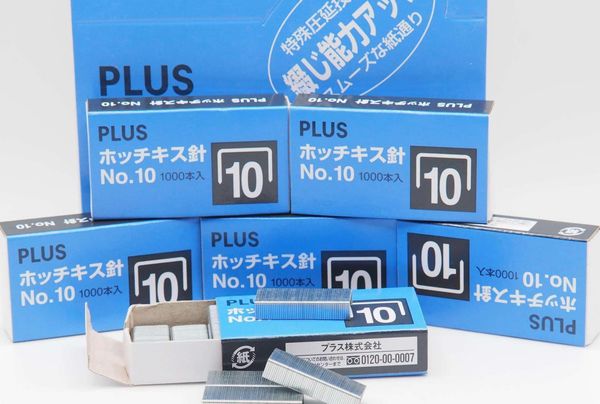 Hình ảnh thực tế của kim bấm số 10 Plus