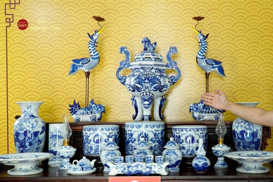 Bộ Đồ Thờ Gia Tiên (Cao Cấp 17 Món) Men Lam