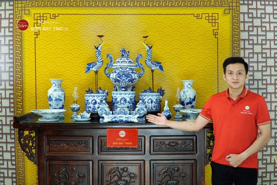 Bộ Đồ Thờ Gia Tiên (Cao Cấp 17 Món) Men Lam