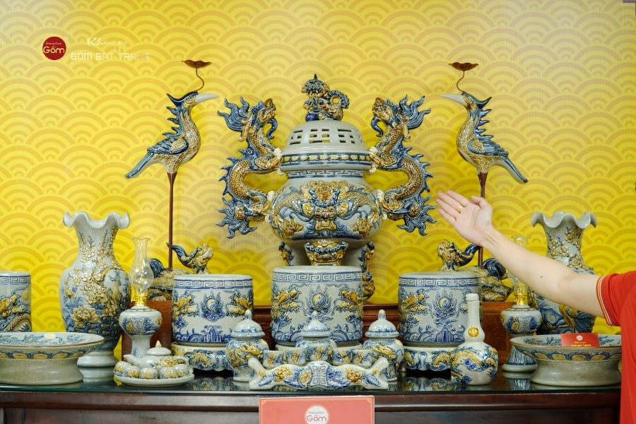 Bộ Đồ Thờ Gia Tiên (Cao Cấp 17 Món) Men Rạn