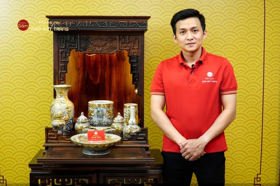 Bộ Đồ Thờ Thần Tài Thổ Địa (Cơ Bản 9 Món) Men Rạn Vẽ Vàng