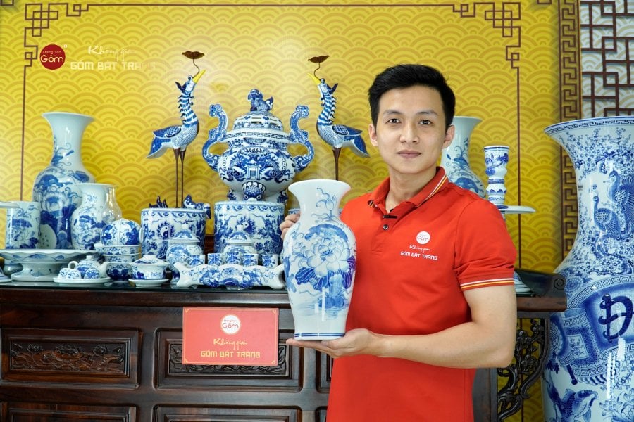 Bộ Đồ Thờ Gia Tiên (Hào Gia 34 Món) Men Lam