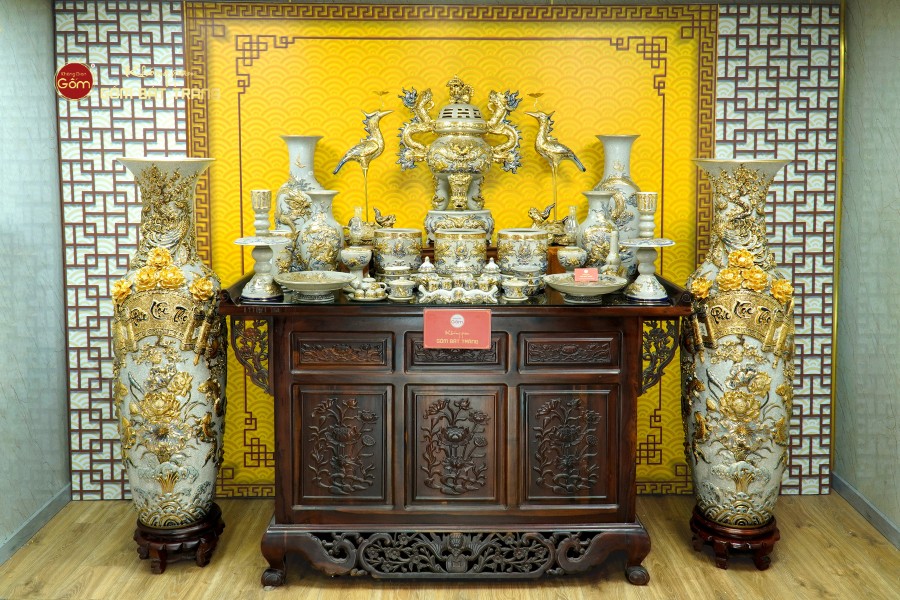 Bộ Đồ Thờ Gia Tiên (Hào Gia 30 Món) Men Rạn Vẽ Vàng