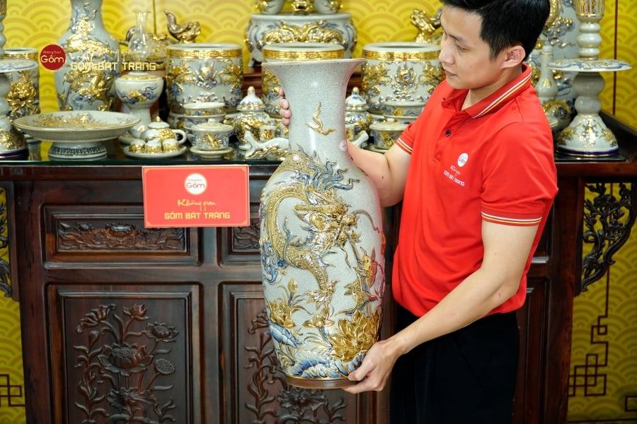 Bộ Đồ Thờ Gia Tiên (Hào Gia 30 Món) Men Rạn Vẽ Vàng