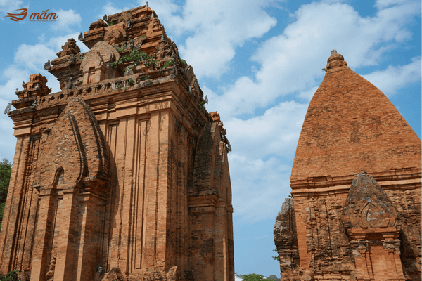 Tháp Bà Ponagar, di tích Chăm Pa tại Nha Trang