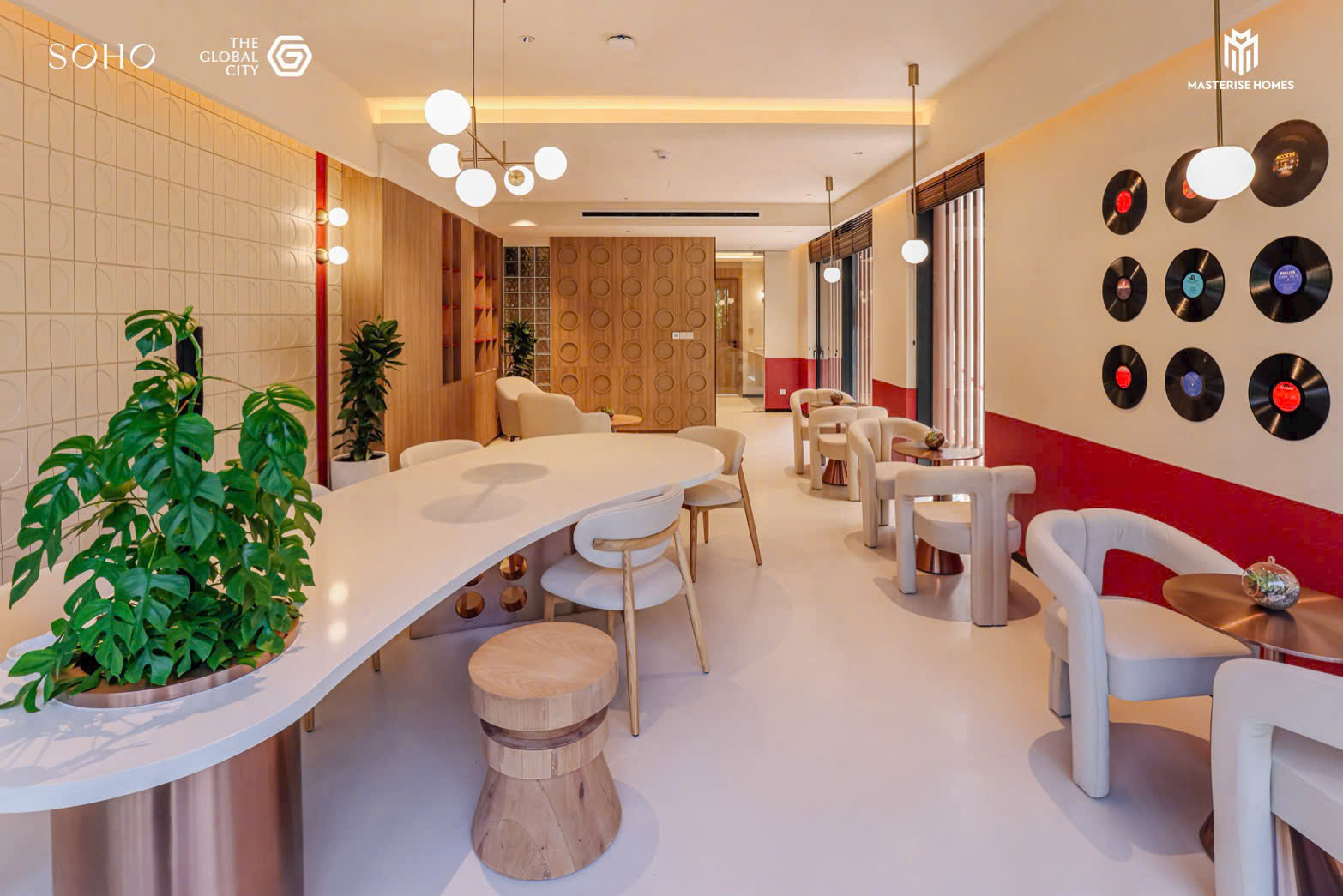 Tầm nhìn thoáng đãng từ bên trong nhà mẫu SOHO hướng ra vỉa hè rộng rãi, lý tưởng để khai thác dòng tiền cho thuê.