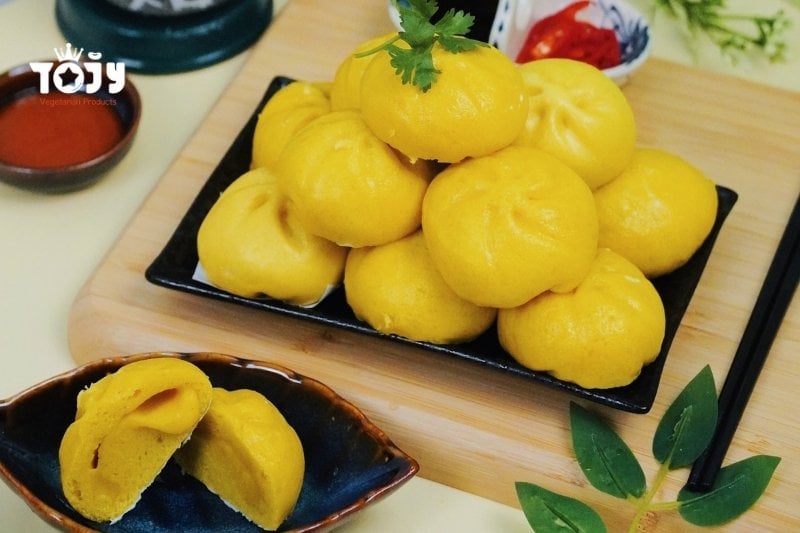 Hấp cách thủy đúng kỹ thuật giúp mặt bánh bao chay căng mọng