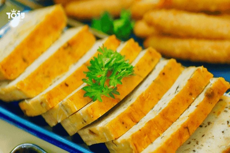 Dễ dàng biến tấu chả hấp chay TOJY thành nhiều món chay ngon.