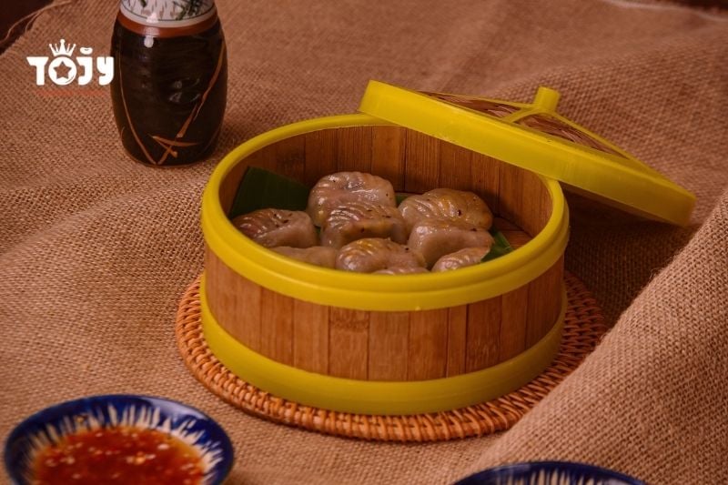 Hộp bánh há cảo chay TOJY đóng gói tiện lợi, bắt mắt
