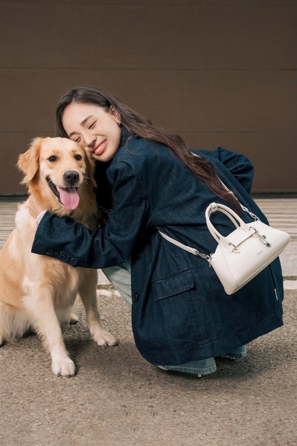 Túi xách da bóng đeo chéo nữ HAPAS hiện đại, phong cách