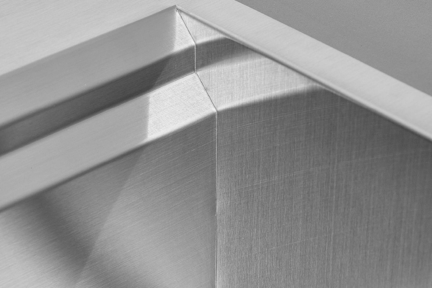 Malloca Slide MS 781 sở hữu chất liệu inox không gỉ siêu bền