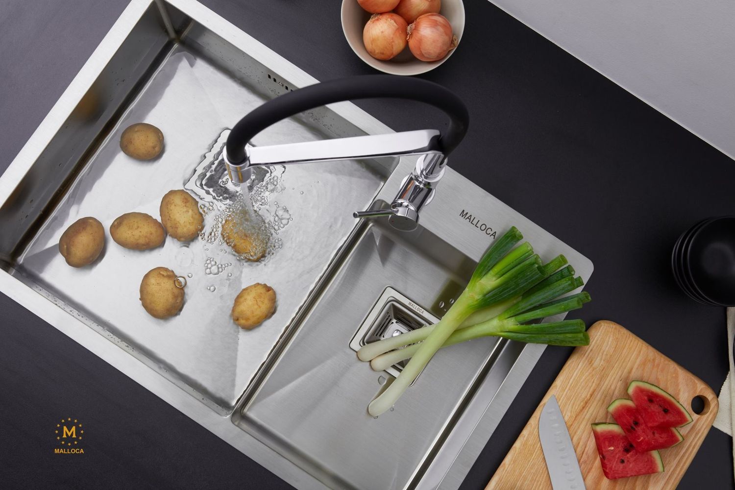 Chất liệu inox 304 bền chắc, sử dụng lâu dài