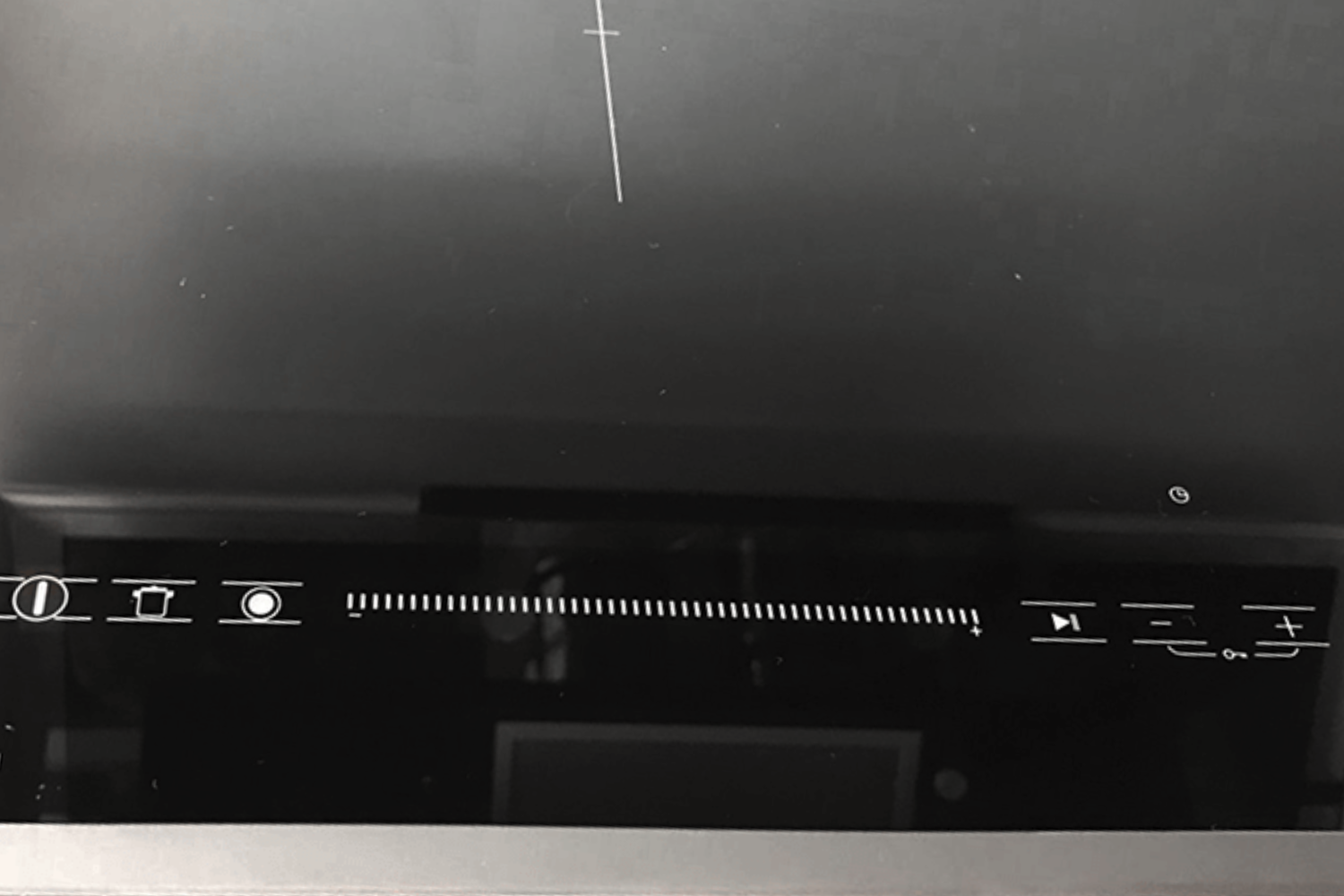 Bếp điện từ KAFF KF-988IC trang bị bảng điều khiển cảm ứng đôi