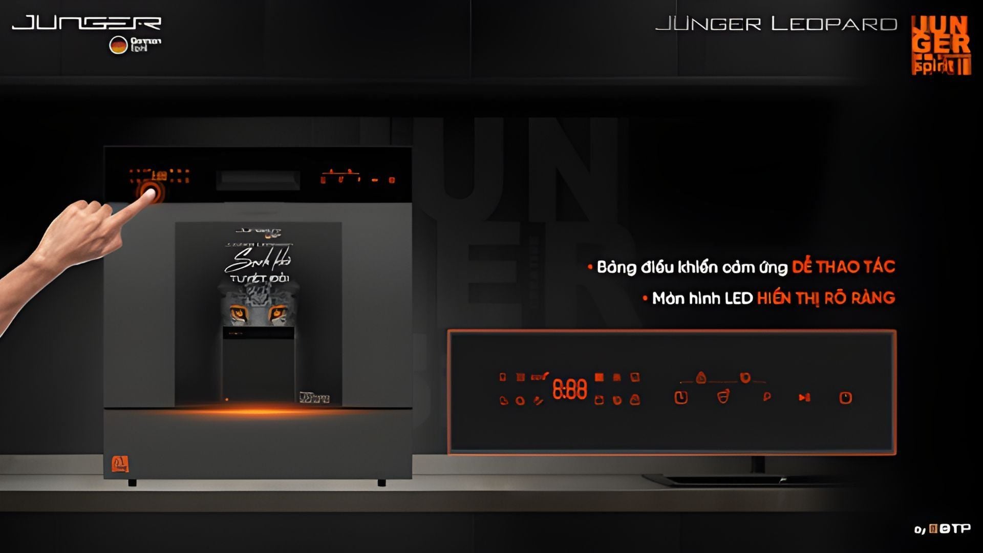 Bảng điều khiển cảm ứng & màn hình LED hiện đại