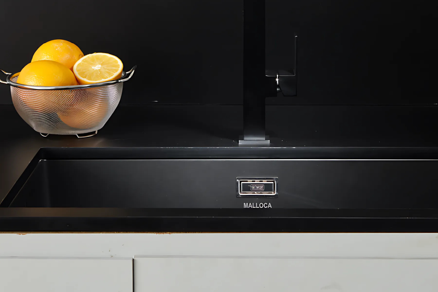 Malloca ZEN K-13040 được trang bị lớp chống ồn và khả năng chống thấm nước tốt