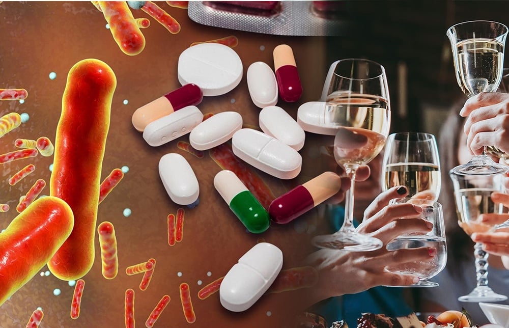 Khoảng cách với kháng sinh, cà phê nóng và rượu bia