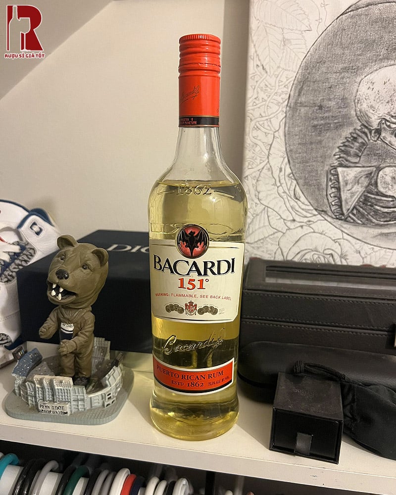 Rượu Bacardi mang đến hương thơm tươi sáng của vani cùng chút cay nhẹ từ gỗ sồi