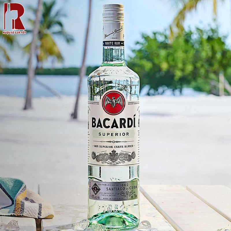 Rượu Bacardi mang đậm hơi thở từ vùng biển Caribe