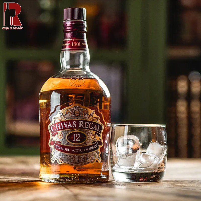 Blended Whisky có thể được thưởng thức theo nhiều cách khác nhau