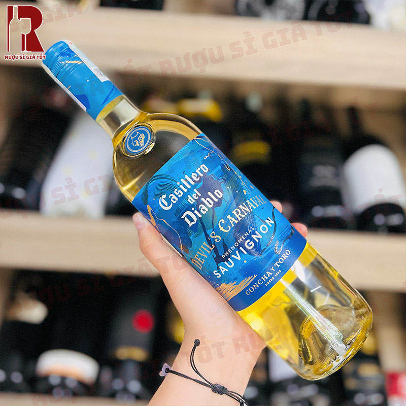 Rượu Vang Chile Trắng Devil's Carnaval Phenomenal Sauvignon Blanc nhập khẩu chính hãng